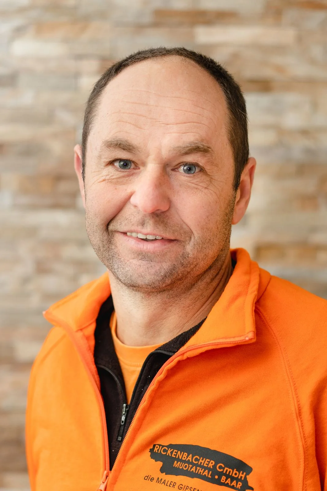 Porträt von Urs Schelbert, Maurer und Projektleiter bei der Rickenbacher GmbH